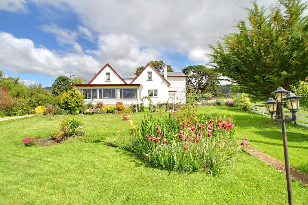 Roslyn House Bed & Breakfast Bushy Park Экстерьер фото