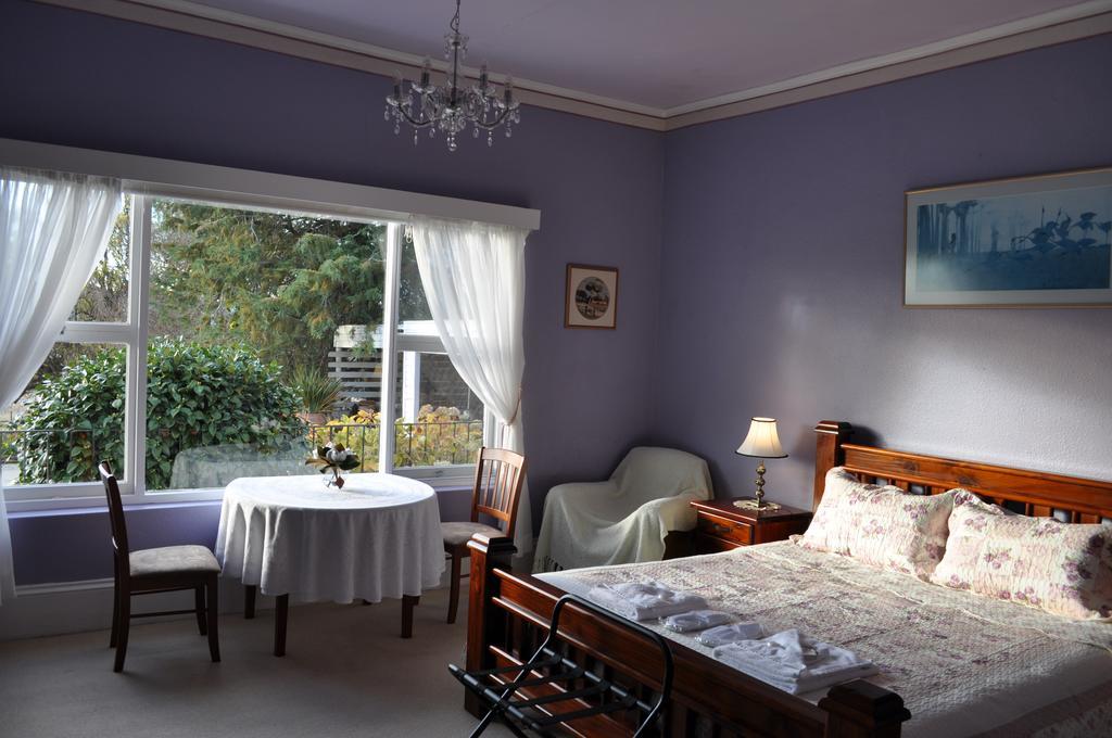 Roslyn House Bed & Breakfast Bushy Park Экстерьер фото
