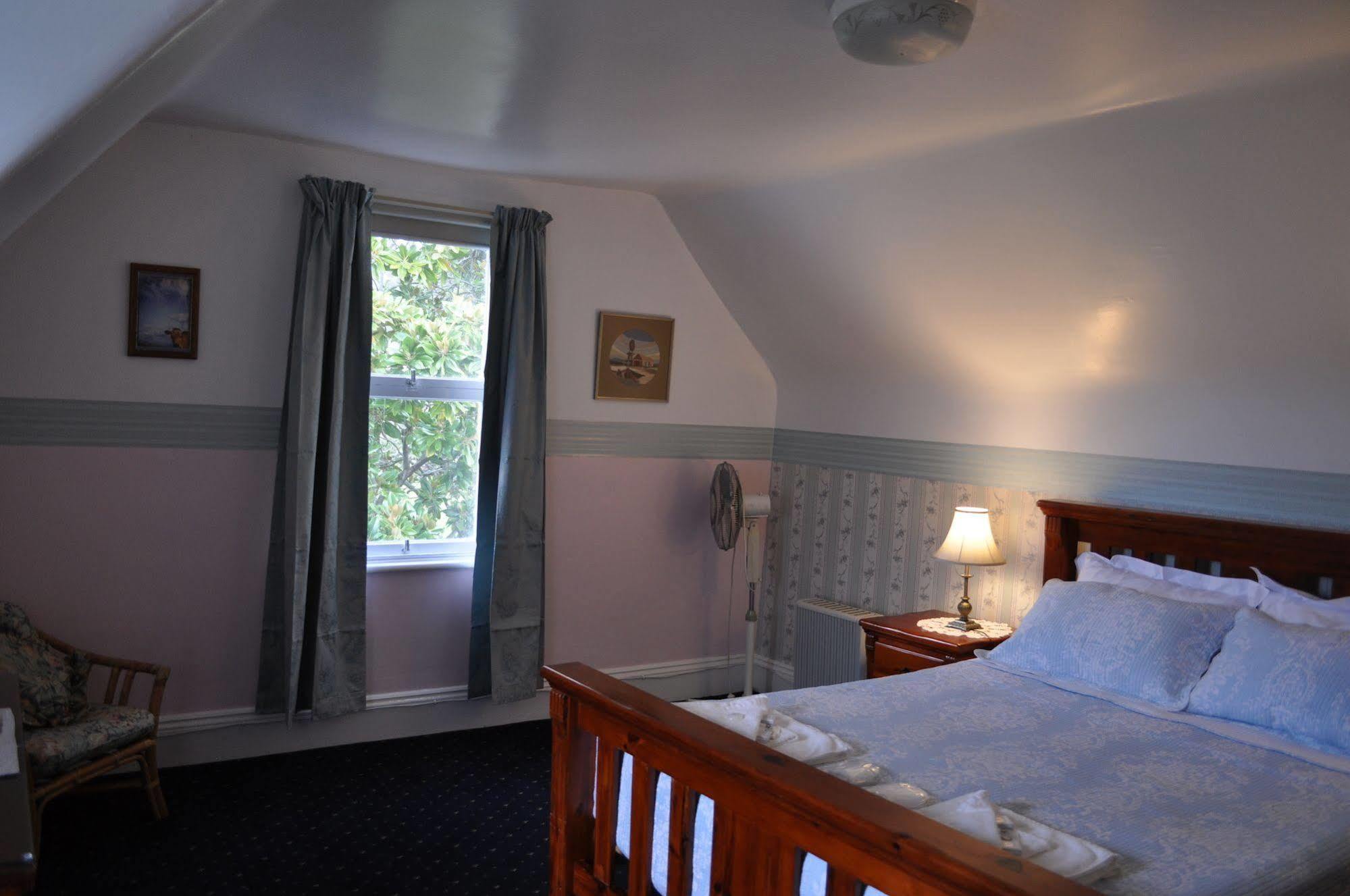 Roslyn House Bed & Breakfast Bushy Park Экстерьер фото