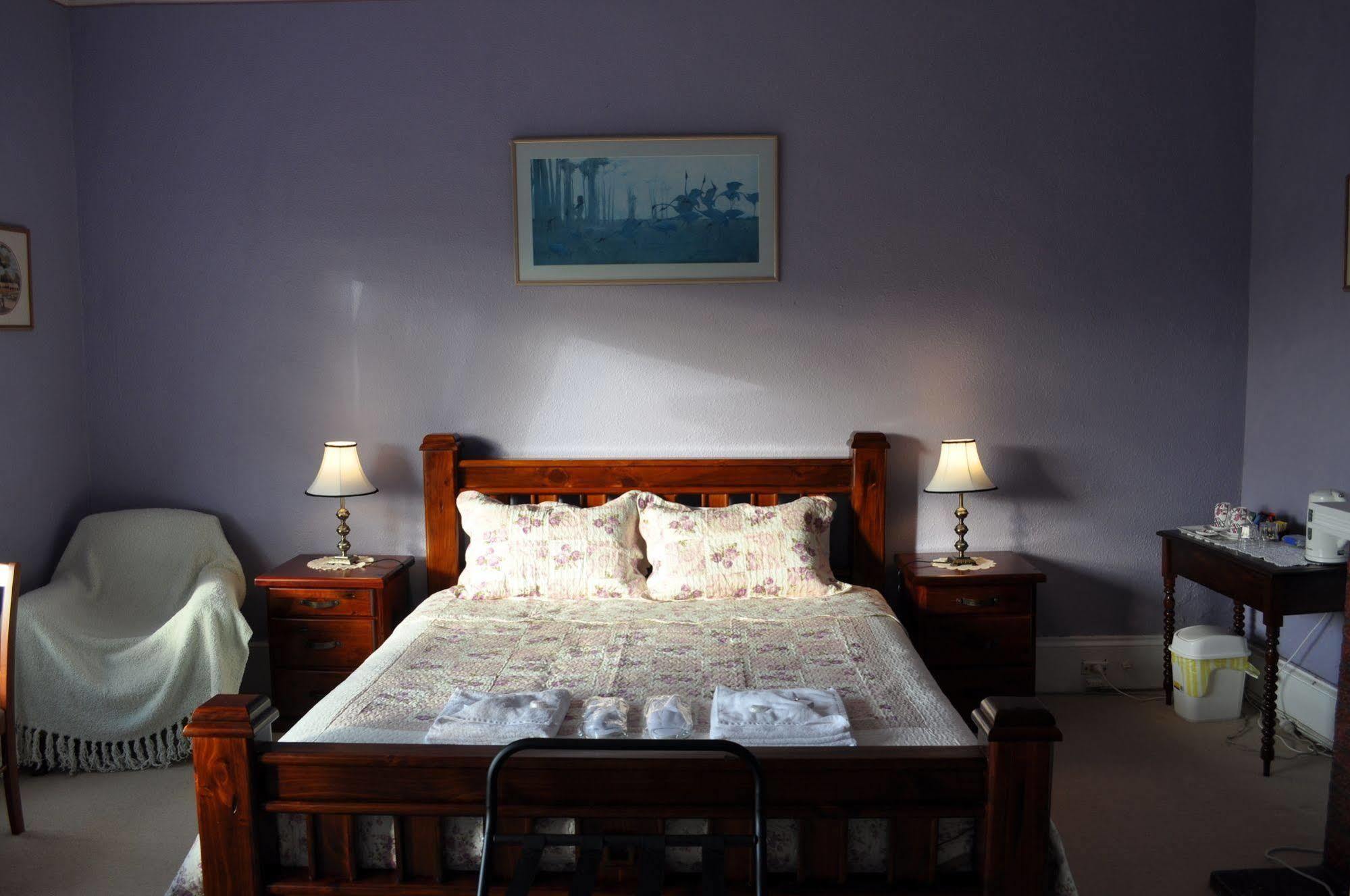 Roslyn House Bed & Breakfast Bushy Park Экстерьер фото