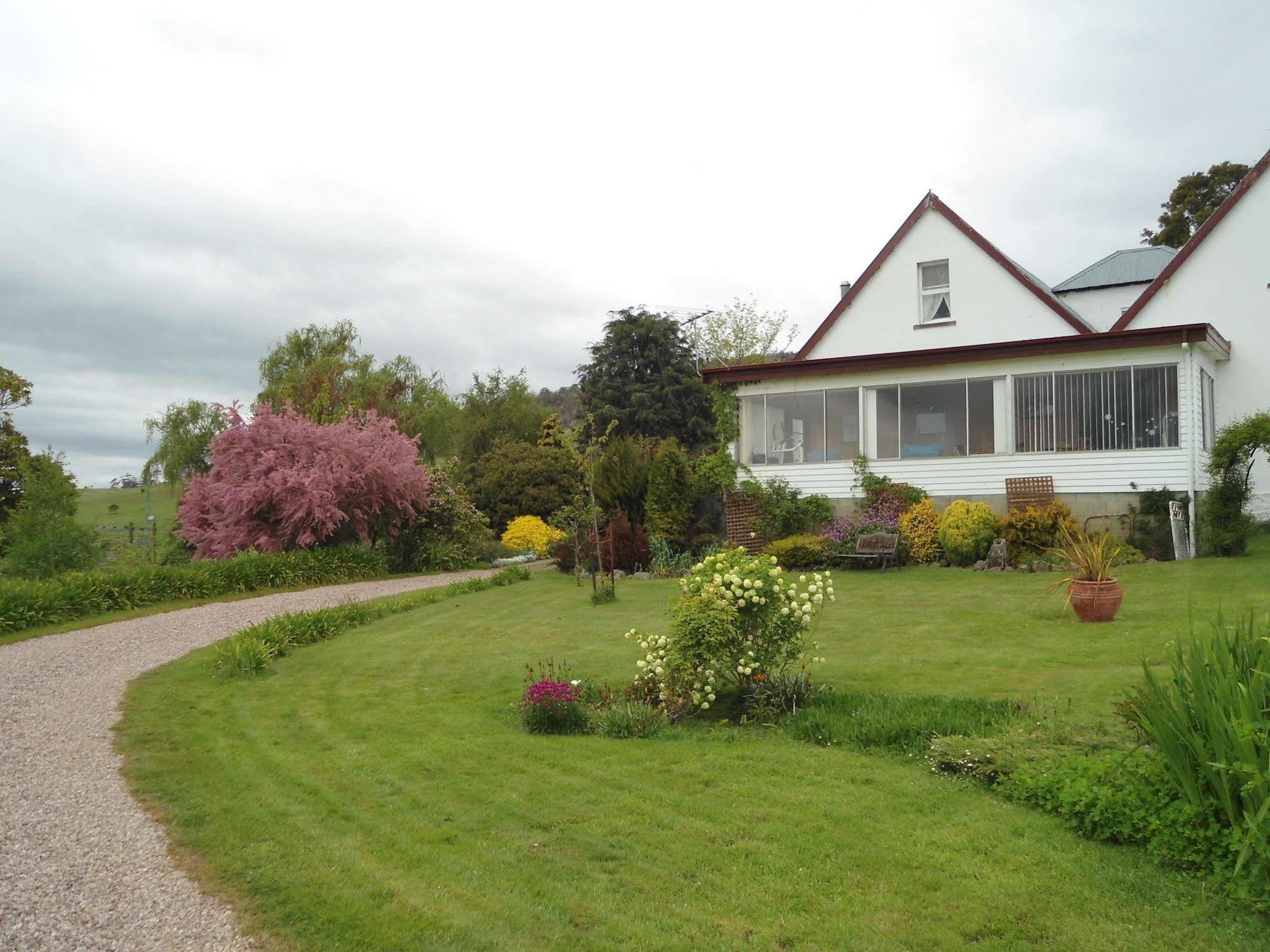 Roslyn House Bed & Breakfast Bushy Park Экстерьер фото