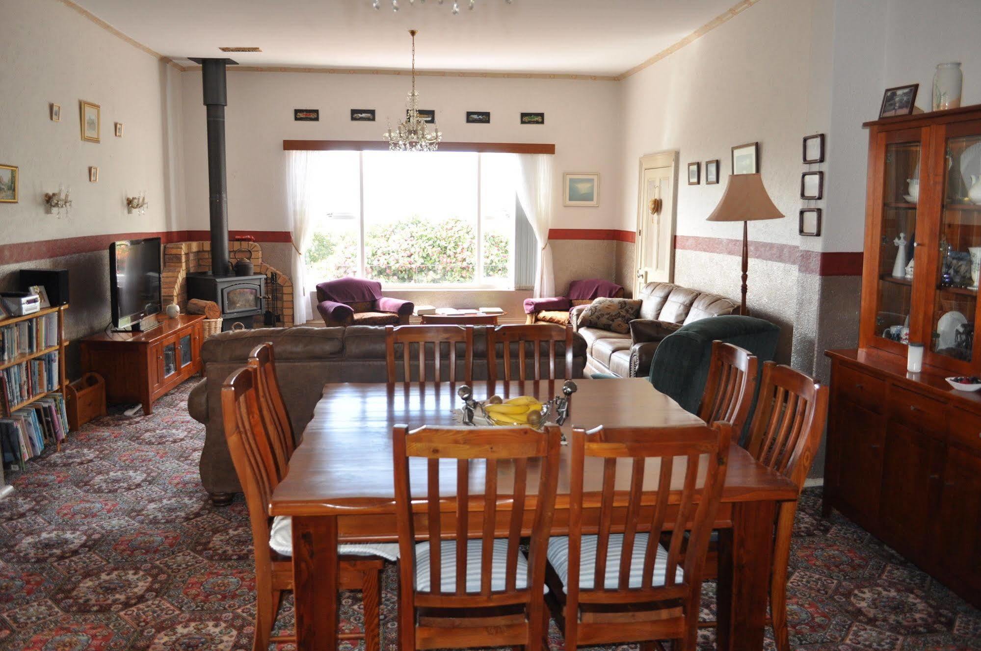 Roslyn House Bed & Breakfast Bushy Park Экстерьер фото